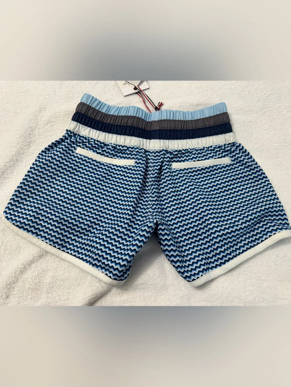 Perfect Moment women’s Cobalt Zigzag Resort Shorts Size XS - Picture 2 of 6